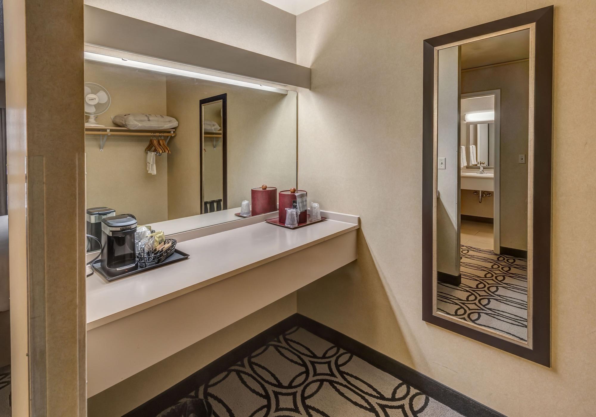 บารานอฟ ดาวน์ทาวน์ บีดับเบิลยู ซิกเนเจอร์ คอลเลคชั่น Hotel จูโน ภายนอก รูปภาพ